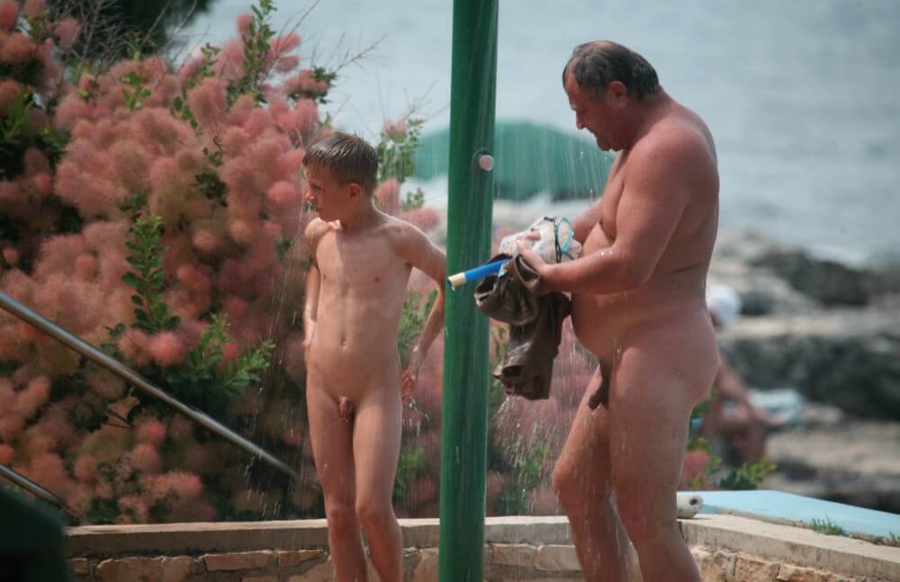 Naturist Shower Profiles pics - Naturism promotes openness toward the body