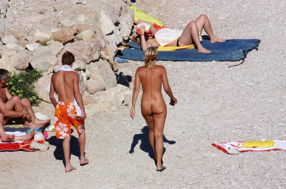 European Beach Entrance pics - It is a philosophy based on trust and respect for the naked body and nature