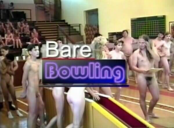 Enature - bare bowling - Blending in with the crowd of nudists