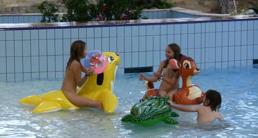 Aqua Extravaganza 1 Full HD - Sincerity is the foundation of the nudist lifestyle