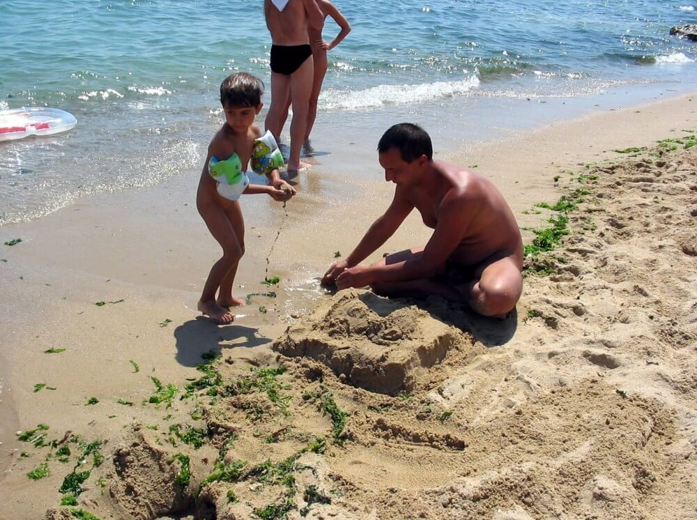 Bulgarian Sandy Paint Over - This movement helps people understand that the naked body is not an object for judgment or condemnation