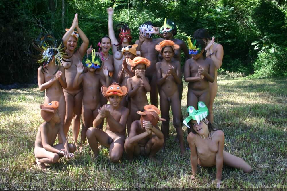 Brazilian Nudists hot gallery 2 - Nudity is an expression of natural beauty