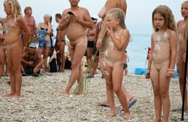Nudism photo gallery # 1 - Nudism and naturism are a philosophy of life and a culture of interaction
