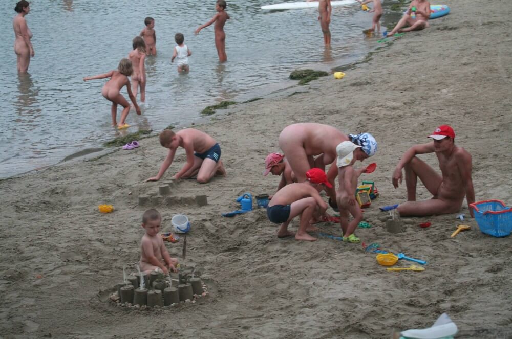 Nude Mom Nurture Series photos - I attended a nudist gathering