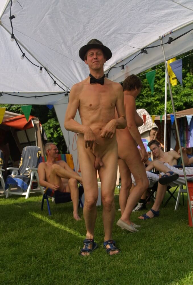 Holland Show and Relaxation - Peace and tranquility are goals for those who choose nudism and naturism