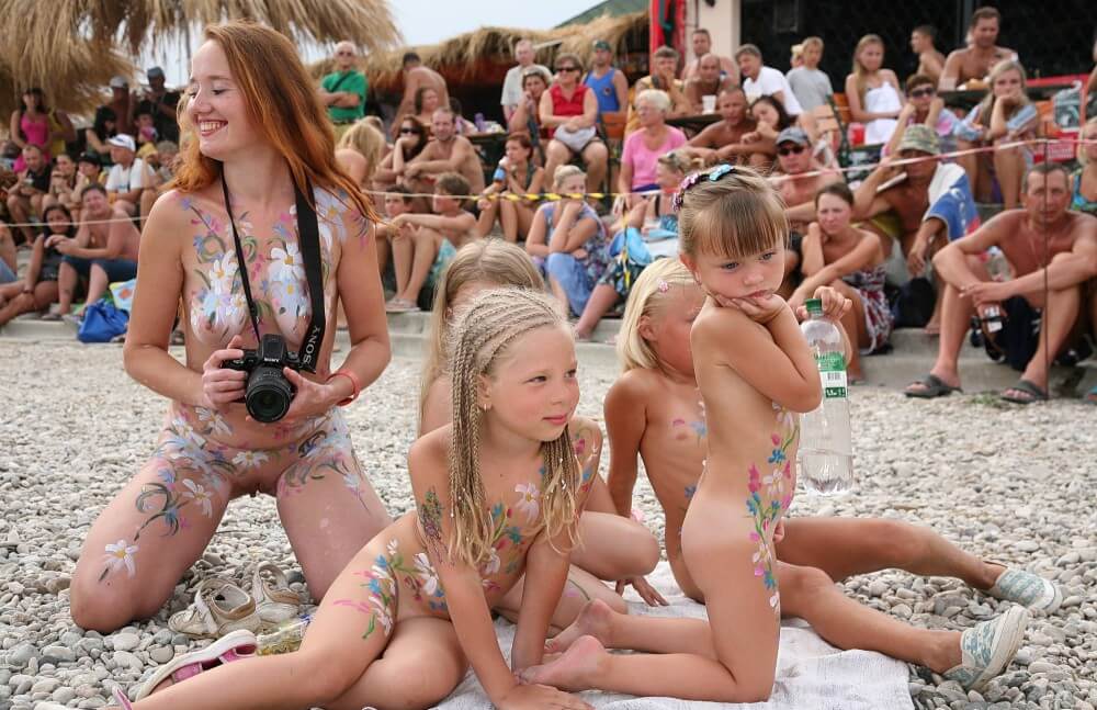 Warm Sand Relaxation photos - Nudity fosters trust and honesty