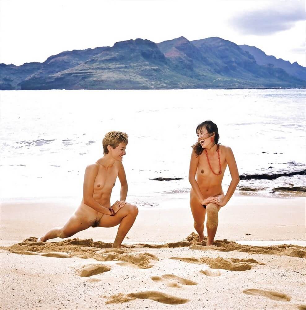Retro naturism photos - Being yourself is part of nudism