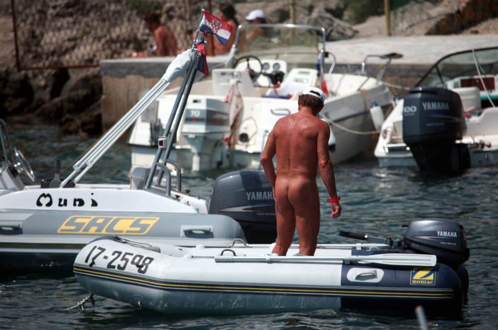 Boating and Floater Waters pics - Nudism is normal and fun