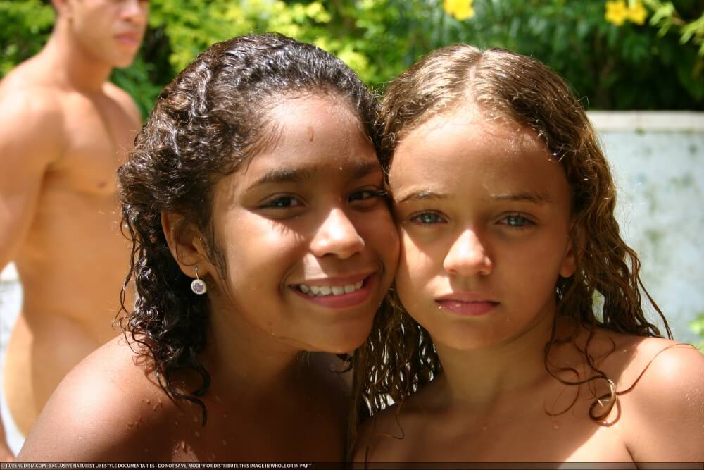 Tropical Naturism gallery - A nudist values sincerity, honesty, and openness in relationships