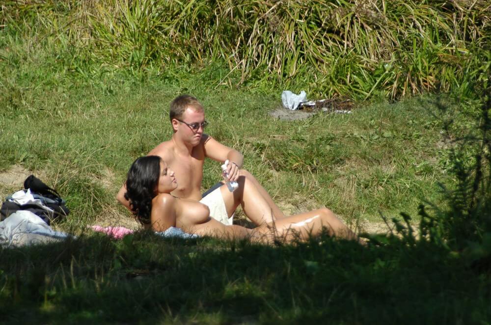 Photo Shoot Observation pics - Naturism and Nudism as a Path to Inner Freedom and Harmony