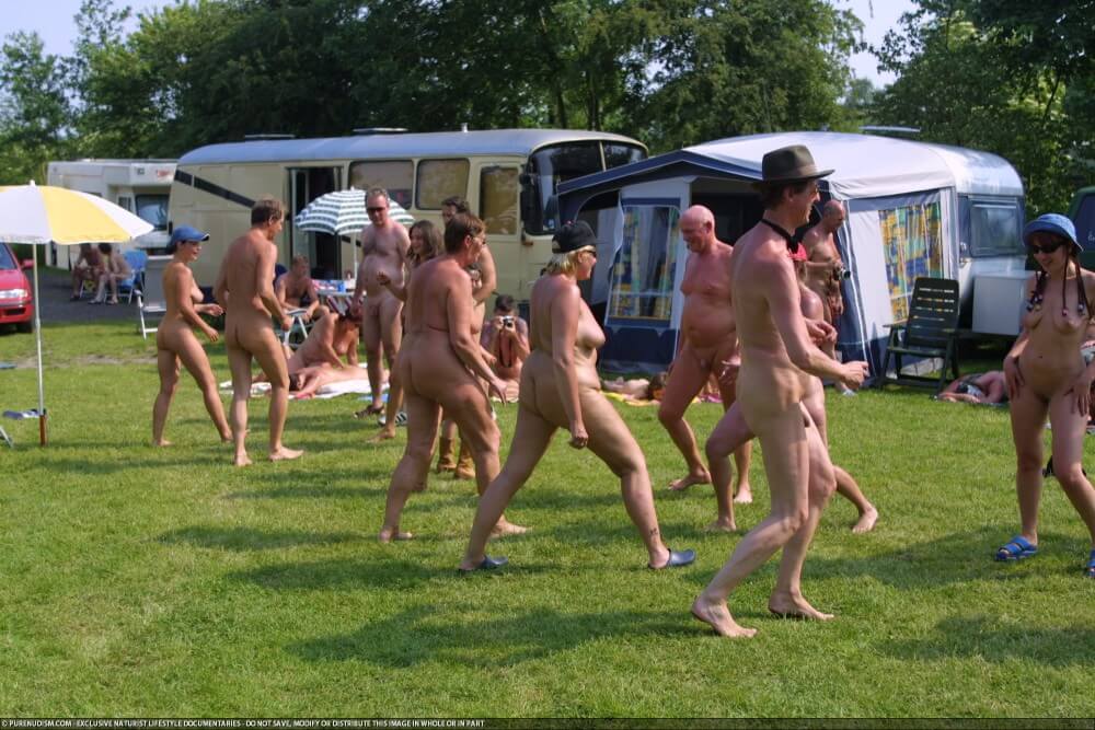 Naturism photo gallery # 53 - Nature is the best home for a naturist