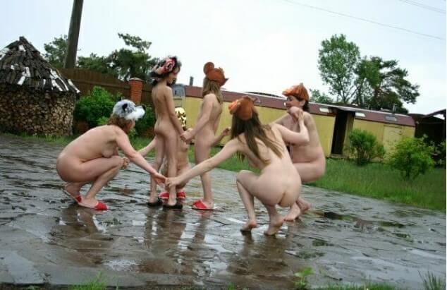 Naturism photo gallery # 23 - What Is Naturist Tourism and How Is It Evolving?