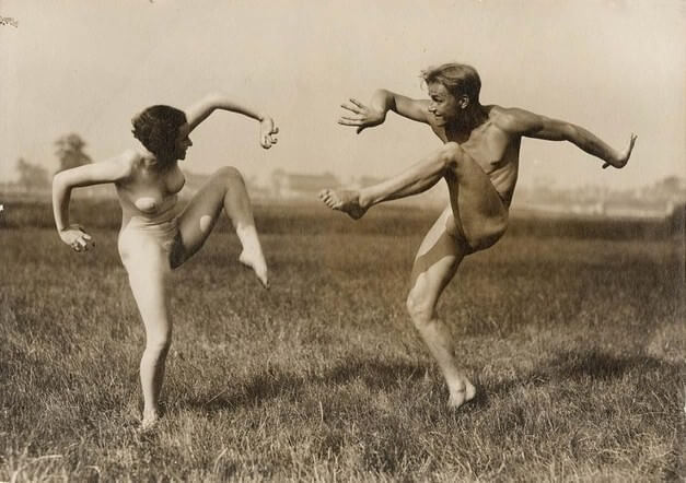 Jazz, dancing and naturism - Nudity in naturism is a way to experience freedom and harmony