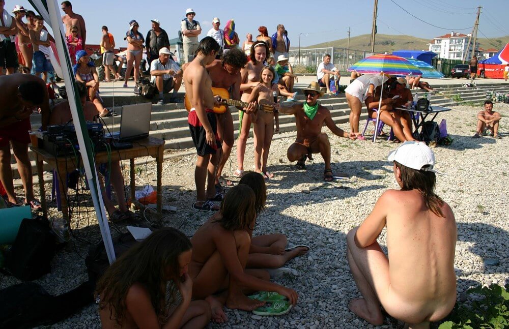 Nude Party By The Steps pics - Openness to the world and new ideas is an important quality of naturists