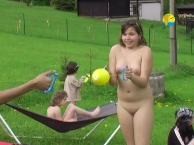 Naturist Freedom: Meadow - A true nudist vacation
