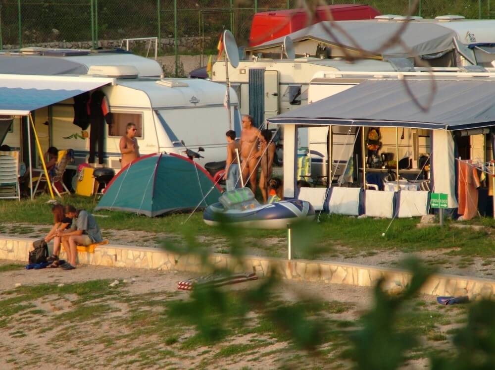 FKK Outdoor Shoreline pics - Since ancient times, nudity has had a sacred character