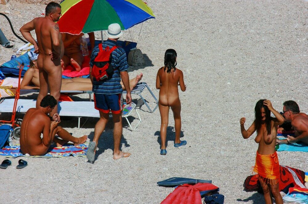 Uka FKK Beach Parenting Nudist beach pics - Happiness is achieved through embracing naturism