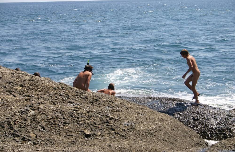 Leaning Against Hit Rocks pics - Naturism enthusiasts around the world