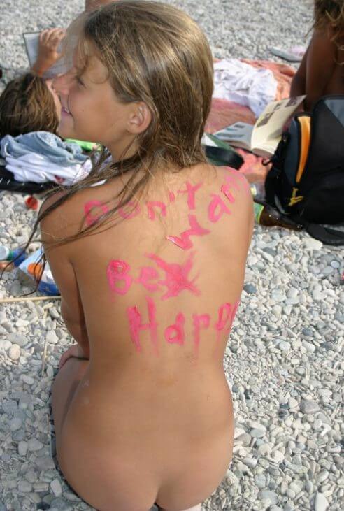 Osez vivre nu… Documentary naturism - Loyal Followers of the Movement