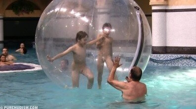 Aquatic Park Zone 1 - Nudism is based on sincerity
